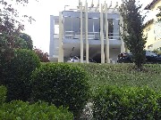 Vinhedo - Condomínio Marambaia - Casa Moderna