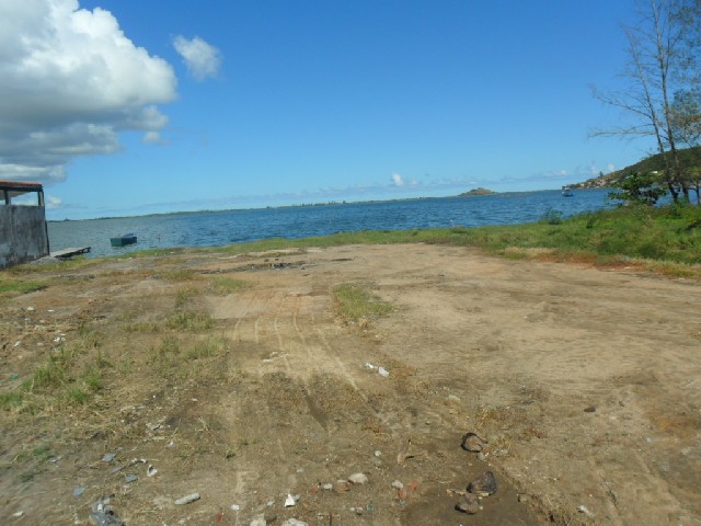 Foto 1 - 02 terrenos beira da lagoa- pronto pra construir